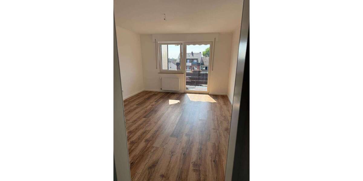 Etagenwohnung Köln Kalk - 2 Zimmer, 70 m&sup2;, 1.200&euro; | Angebot:27224416