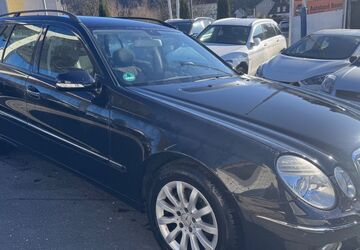 Mercedes-Benz E 220 204.982 km 5.499 &euro; bonn 53175