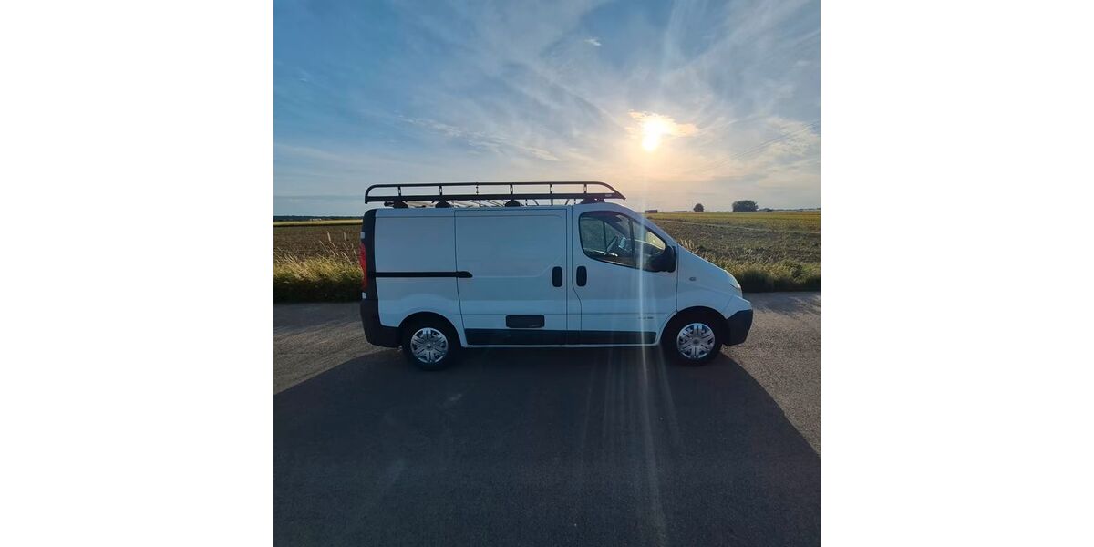 Renault Trafic 201.157 km 10.900 &euro; Rheinbach 53359