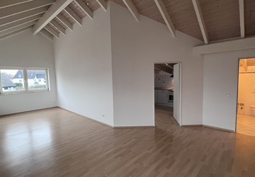 2-Zimmer-Dachgeschoss-Wohnung mit hohen Decken in Oberpleis - Wohnung Königswinter Oberpleis | Angebot:26531230