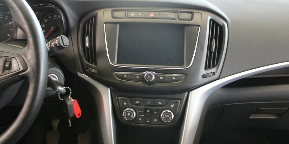 Opel Zafira 1.6 DIT Innovation - 7-Sitzer- 83.904 km 15.980 &euro; Euskirchen 53881