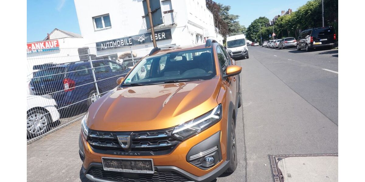 Dacia Sandero 66.000 km 9.999 &euro; Köln 51143