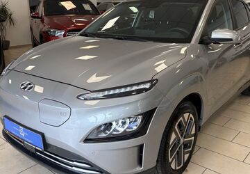 Hyundai KONA 24.863 km 19.500 &euro; Bonn 53227