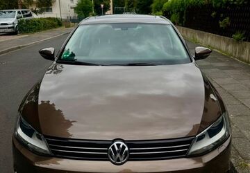 VW Jetta 149.600 km 9.500 &euro; Bonn 53117