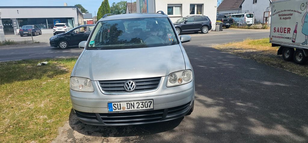 VW Touran 317.000 km 1.000 &euro; Bonn 53227