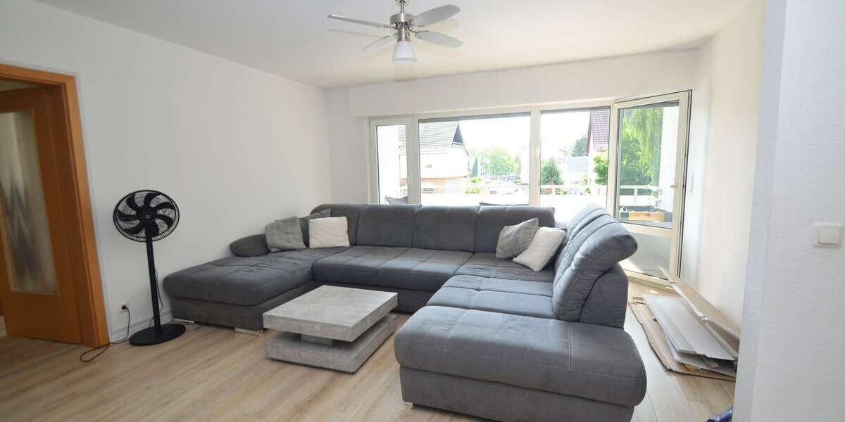 Etagenwohnung Brühl - 4 Zimmer, 93 m&sup2;, 930&euro; | Angebot:27086180