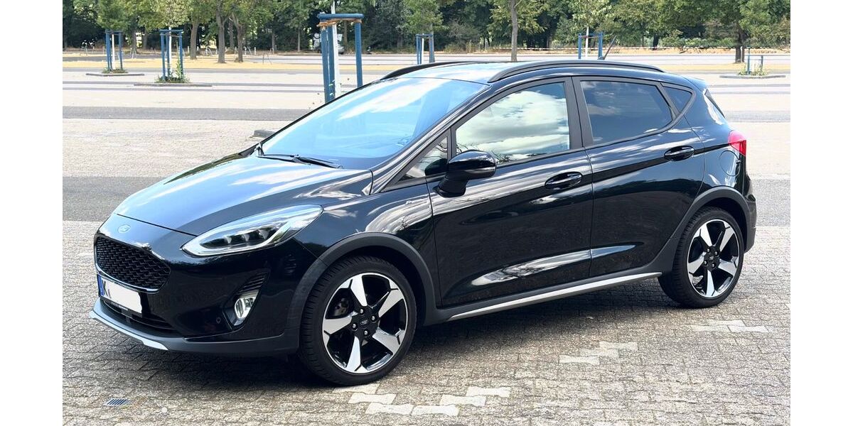 Ford Fiesta 26.400 km 14.490 &euro; Köln 50765