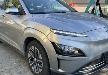 Hyundai KONA 12.000 km 18.800 &euro; Eitorf 53783