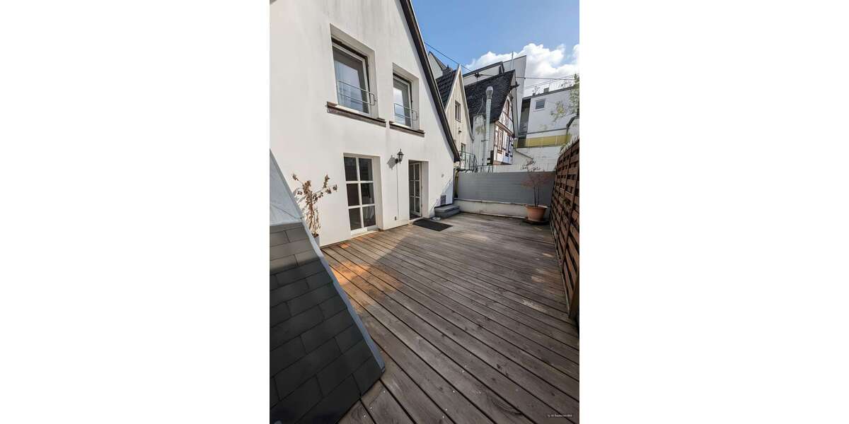 Etagenwohnung Linz am Rhein - 3 Zimmer, 143 m&sup2;, 858&euro; | Angebot:27242792