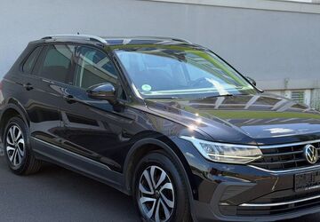 VW Tiguan 219.500 km 18.799 &euro; Bonn 53127