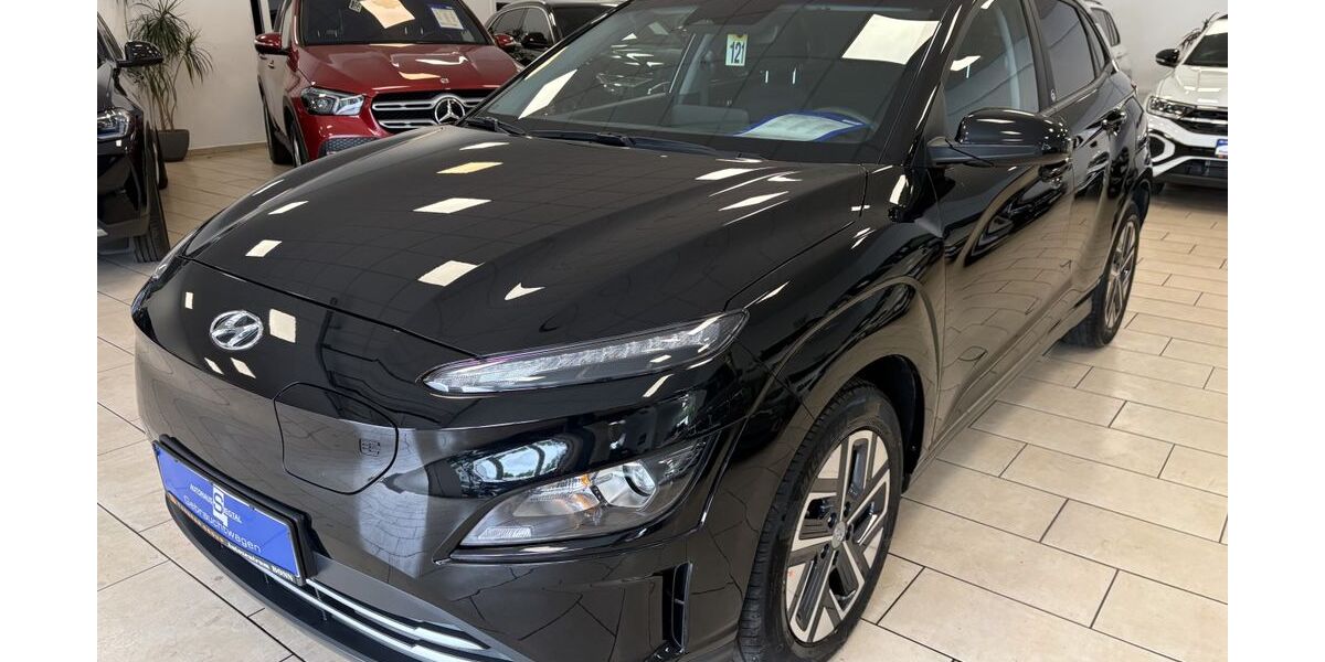 Hyundai KONA 28.827 km 18.800 &euro; Bonn 53227