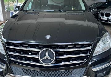 Mercedes-Benz ML 350 173.000 km 15.700 &euro; Bonn 53119