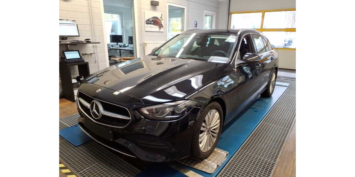Mercedes-Benz C 200 45.151 km 29.900 &euro; Bonn 53227