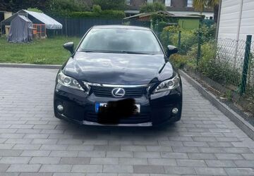 Lexus CT 200h 158.268 km 10.800 &euro; Wesseling 50389