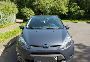 Ford Fiesta 131.000 km 3.500 &euro; Bonn 53119