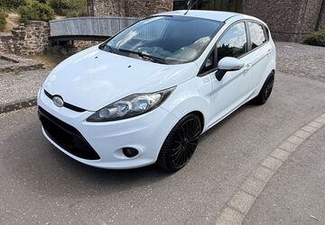 Ford Fiesta 132.200 km 4.350 &euro; Euskirchen 53879
