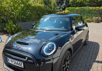 Mini Cooper SE 29.000 km 18.699 &euro; Köln 50999