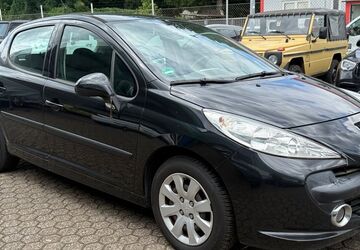 Peugeot 207 172.354 km 1.895 &euro; Köln 50739