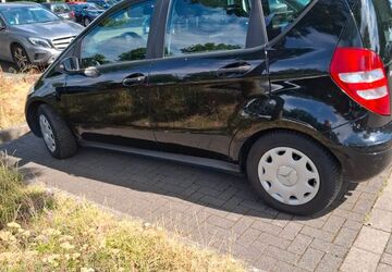 Mercedes-Benz A 150 200.000 km 800 &euro; Köln 50829