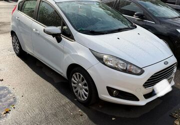 Ford Fiesta 97.500 km 6.400 &euro; Köln 50765