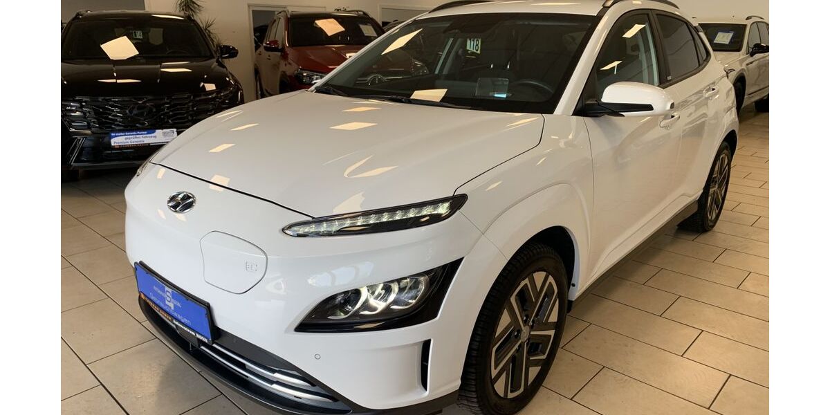 Hyundai KONA 27.384 km 19.340 &euro; Bonn 53227