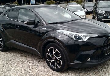 Toyota C-HR 95.000 km 16.999 &euro; Bonn 53227