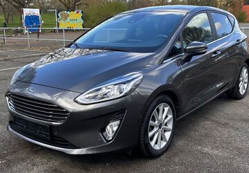 Ford Fiesta 77.450 km 11.800 &euro; Köln 50825