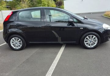 Fiat Punto 142.806 km 4.000 &euro; BONN 53227