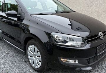 VW Polo 76.100 km 6.900 &euro; Bergisch Gladbach 51469