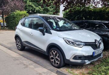 Renault Captur 107.000 km 8.799 &euro; Bonn 53121