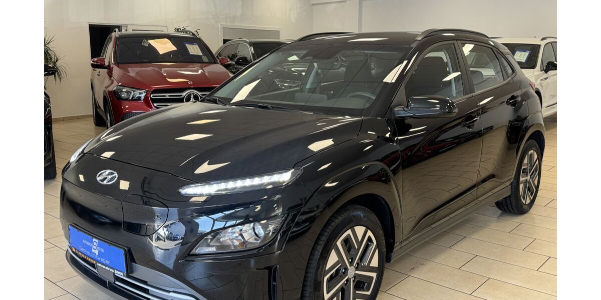 Hyundai KONA 17.888 km 18.400 &euro; Bonn 53227