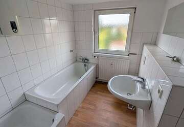 Wohnung Rösrath Unterlüghausen - 4 Zimmer, 81 m&sup2;, 845&euro; | Angebot:27310223