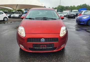 Fiat Punto 219.477 km 890 &euro; Vettelschoss 53560