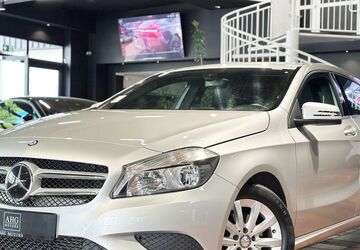Mercedes-Benz A 180 51.393 km 15.950 &euro; Bonn 53177