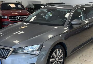Skoda Superb 122.401 km 21.000 &euro; Bonn 53227