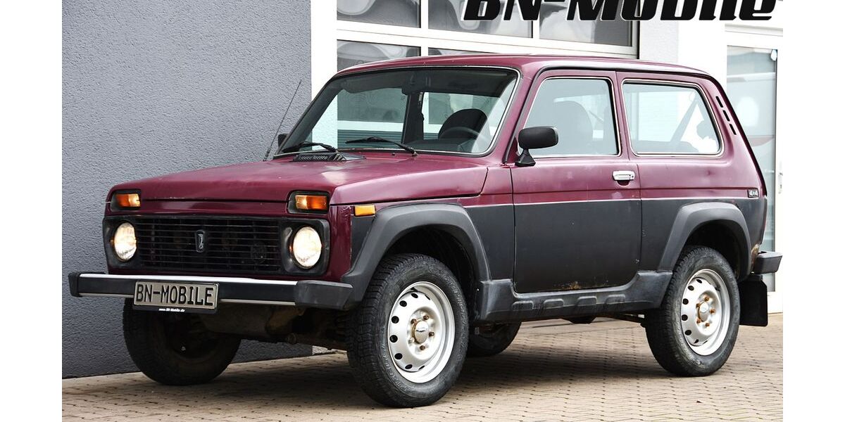 Lada Niva 22.775 km 2.690 &euro; Bonn- Geislar 53225