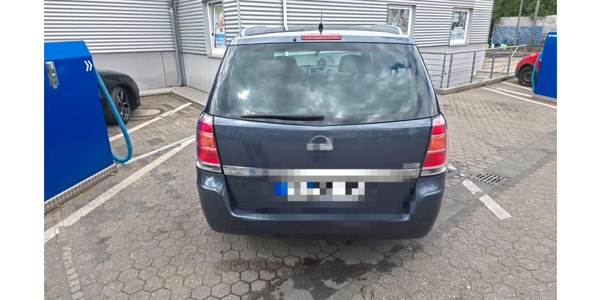 Opel Zafira 233.000 km 2.500 &euro; Königswinter 53639
