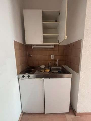Etagenwohnung Bonn - 1 Zimmer, 16 m&sup2;, 290&euro; | Angebot:26947359