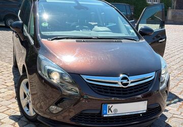 Opel Zafira Tourer 139.000 km 7.250 &euro; Köln 51107