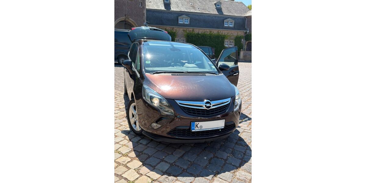 Opel Zafira Tourer 139.000 km 7.250 &euro; Köln 51107