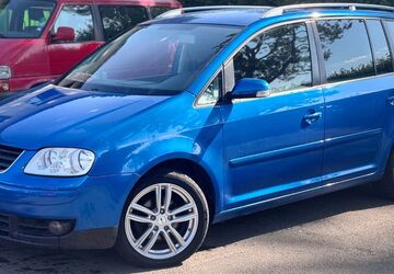 VW Touran 224.000 km 3.250 &euro; bonn 53175