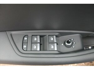 Audi A4 Avant TDi Quatt S-Line Navi AHK Standh Matrix 8.000 km 39.950 &euro; Bonn 53225