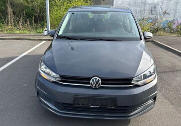 VW Touran 156.000 km 14.300 &euro; Bonn 53117