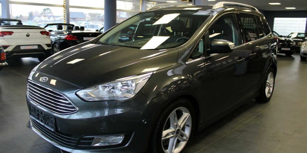 Ford Grand C-Max 1.0 EcoBoost Titanium - 7-Sitzer - 63.004 km 11.980 &euro; Euskirchen 53881