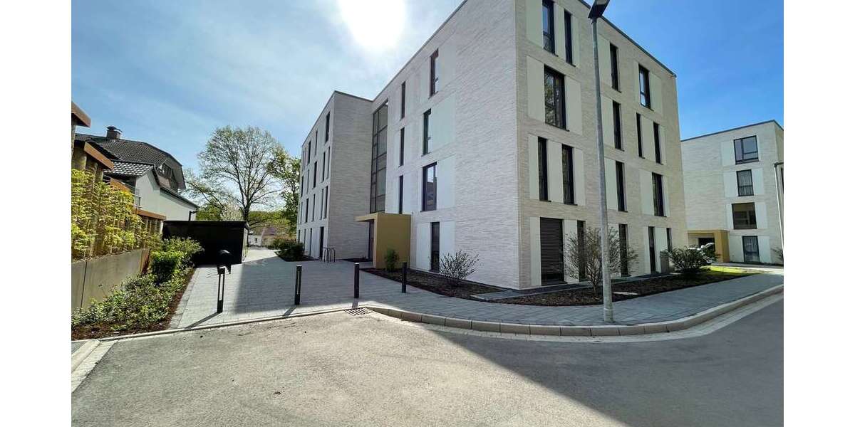 Etagenwohnung Rösrath - 3 Zimmer, 95 m&sup2;, 1.425&euro; | Angebot:26884983