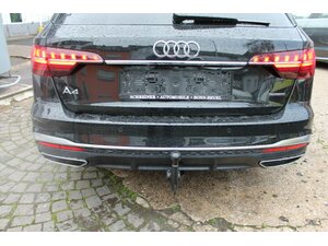Audi A4 Avant TDi Quatt S-Line Navi AHK Standh Matrix 8.000 km 39.950 &euro; Bonn 53225