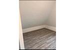 Dachgeschoßwohnung Sankt Augustin - 4 Zimmer, 65 m&sup2;, 950&euro; | Angebot:26222268