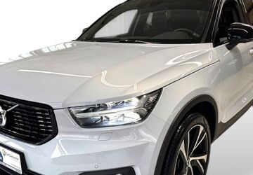 Volvo XC40 61.000 km 29.900 &euro; Bonn 53115