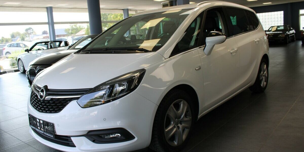 Opel Zafira 1.6 DIT Innovation - 7-Sitzer- 83.904 km 15.980 &euro; Euskirchen 53881