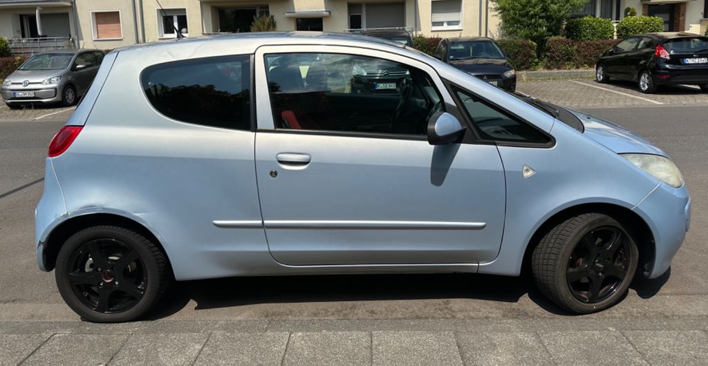Mitsubishi Colt 140.444 km 1.550 &euro; Köln 51069